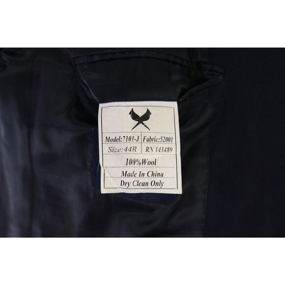 Cardinal of Canada Navy Blue Woven 2-Btn Wool Blazer w/ MOP Buttons 44R - Picture 9 of 9